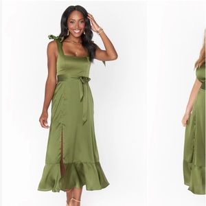 Claire midi dress in Green size XL